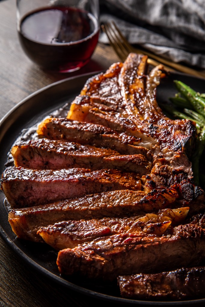 Houston’s Hawaiian Rib Eye – The Weeknight Table